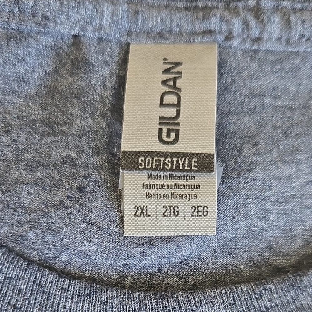 Gildan Men's Blue Sweater